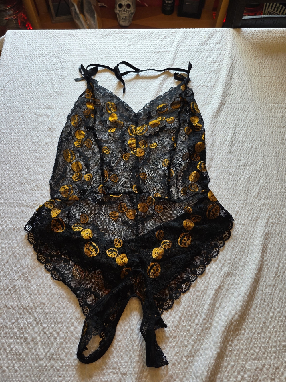 SHEIN Black Lace Chemise with Pumpkin Accents Xl